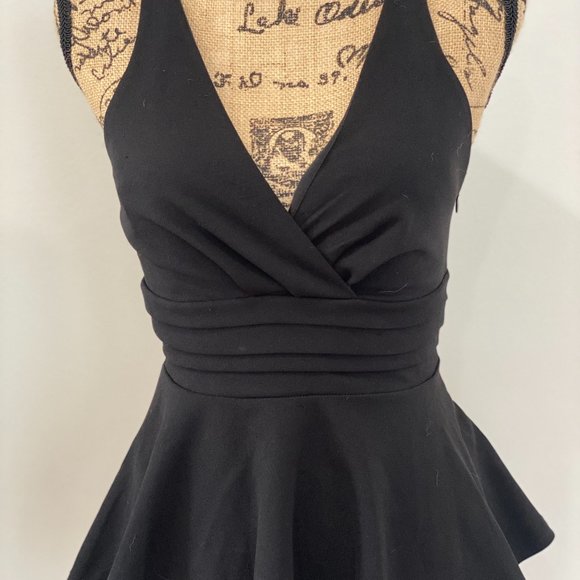Privy Black Deep V Cut Peplum Blouse ✨🖤 - Picture 1 of 5
